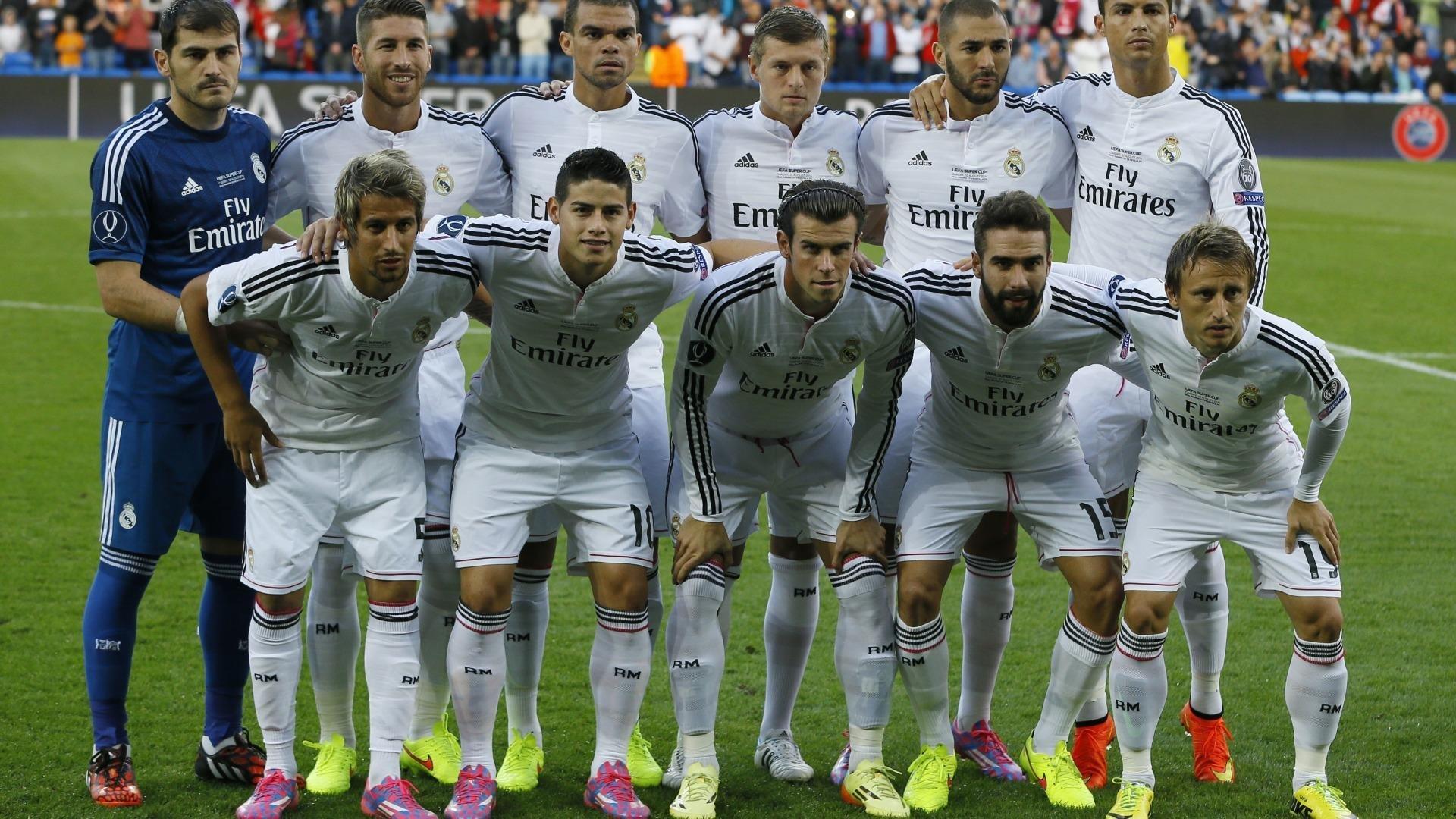 伯恩茅斯锁定未来防线基石,23岁后卫詹姆斯-希尔续签长约至2029年